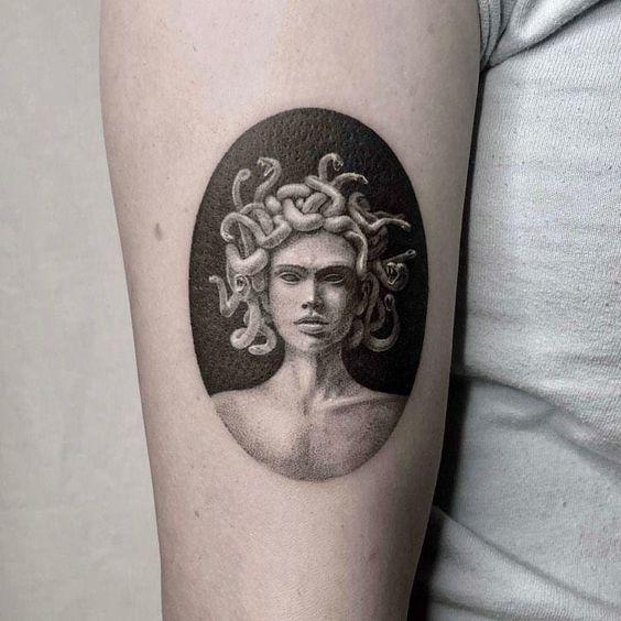 Medusa tattoo 1
