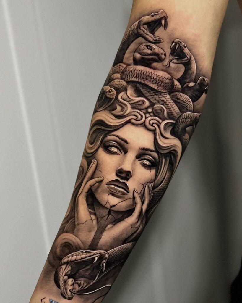 Medusa tattoo 15