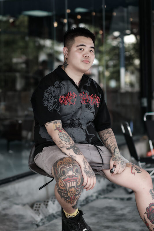Micky-533x800