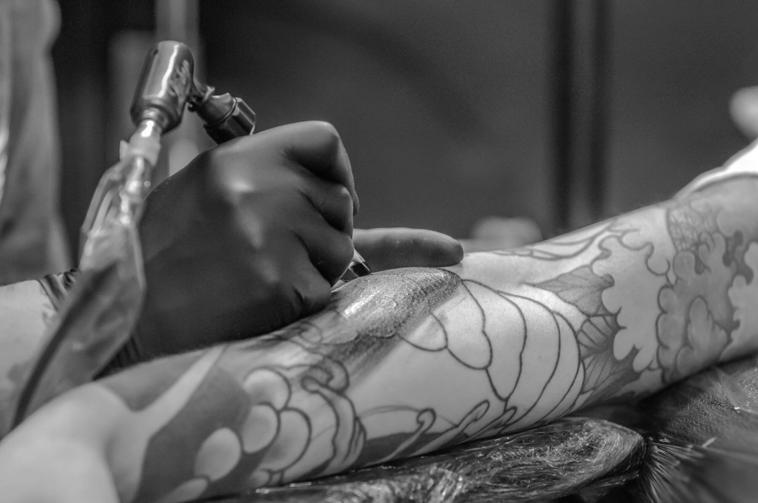 Does getting a tattoo hurt?